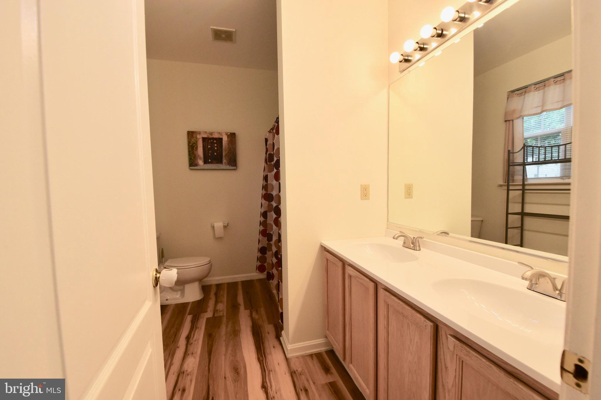 401 LEONTYNE PLACE
