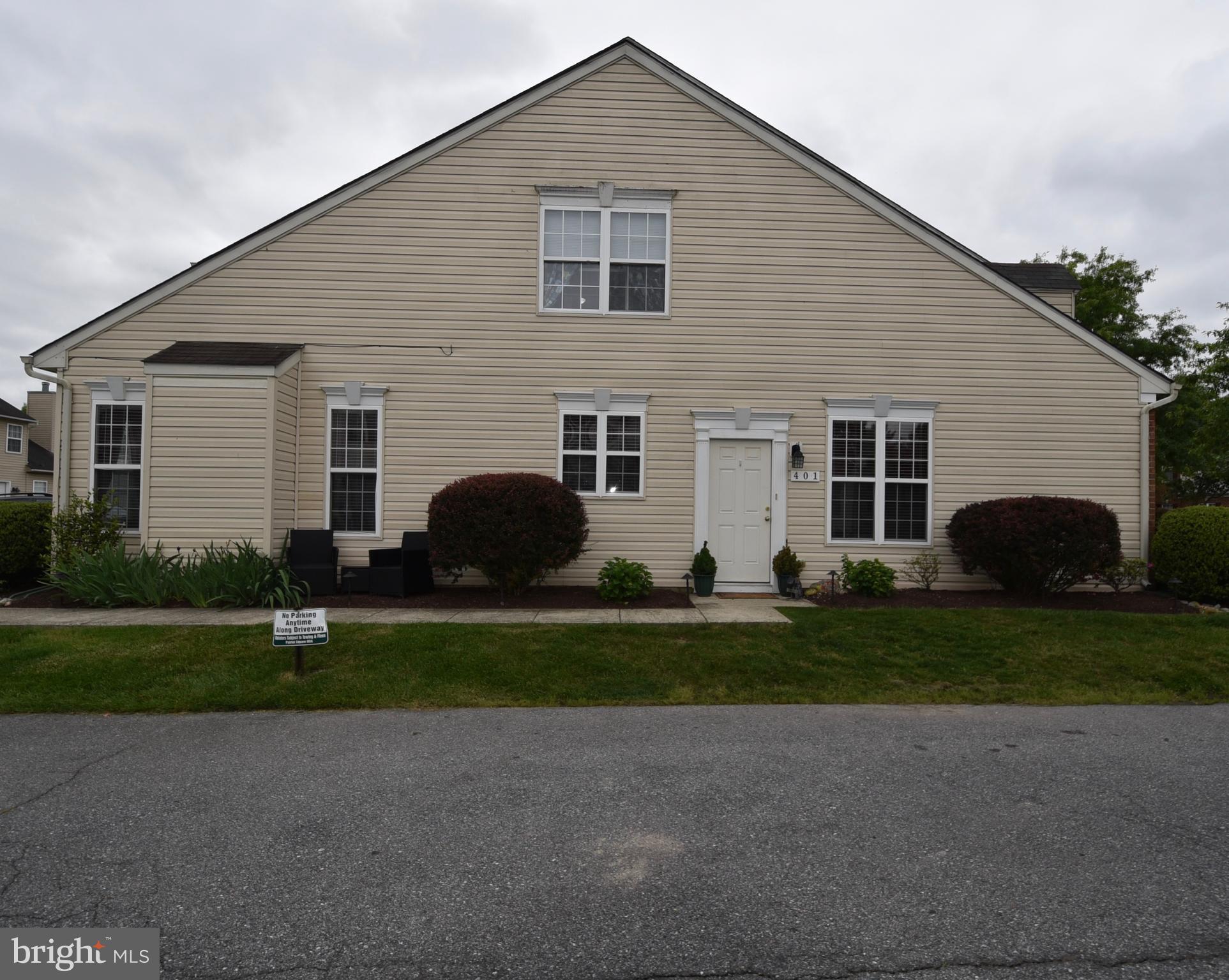 401 LEONTYNE PLACE