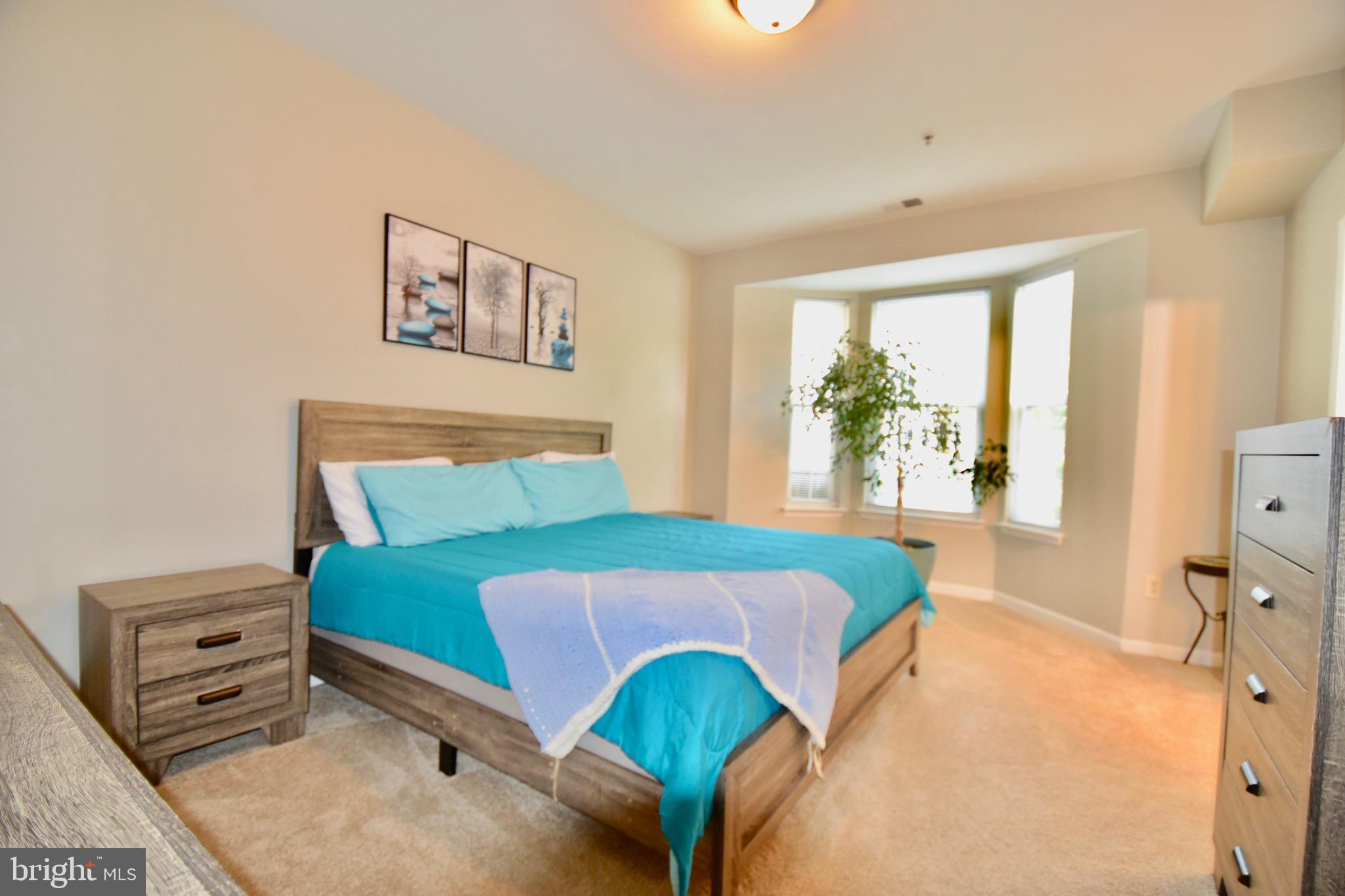 401 LEONTYNE PLACE