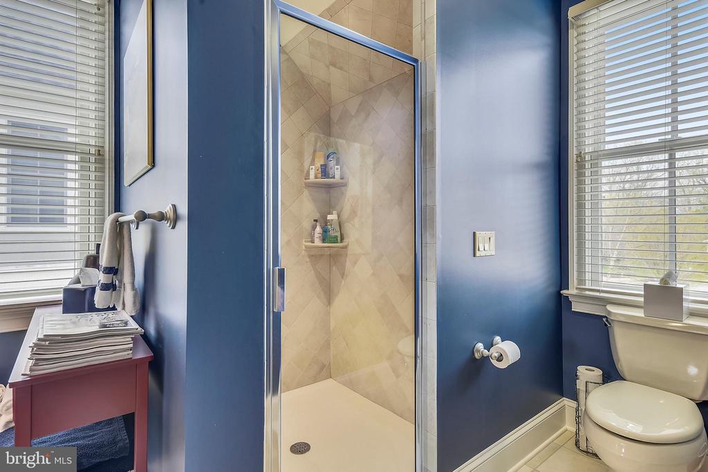 7937 MAIDEN POINT COURT