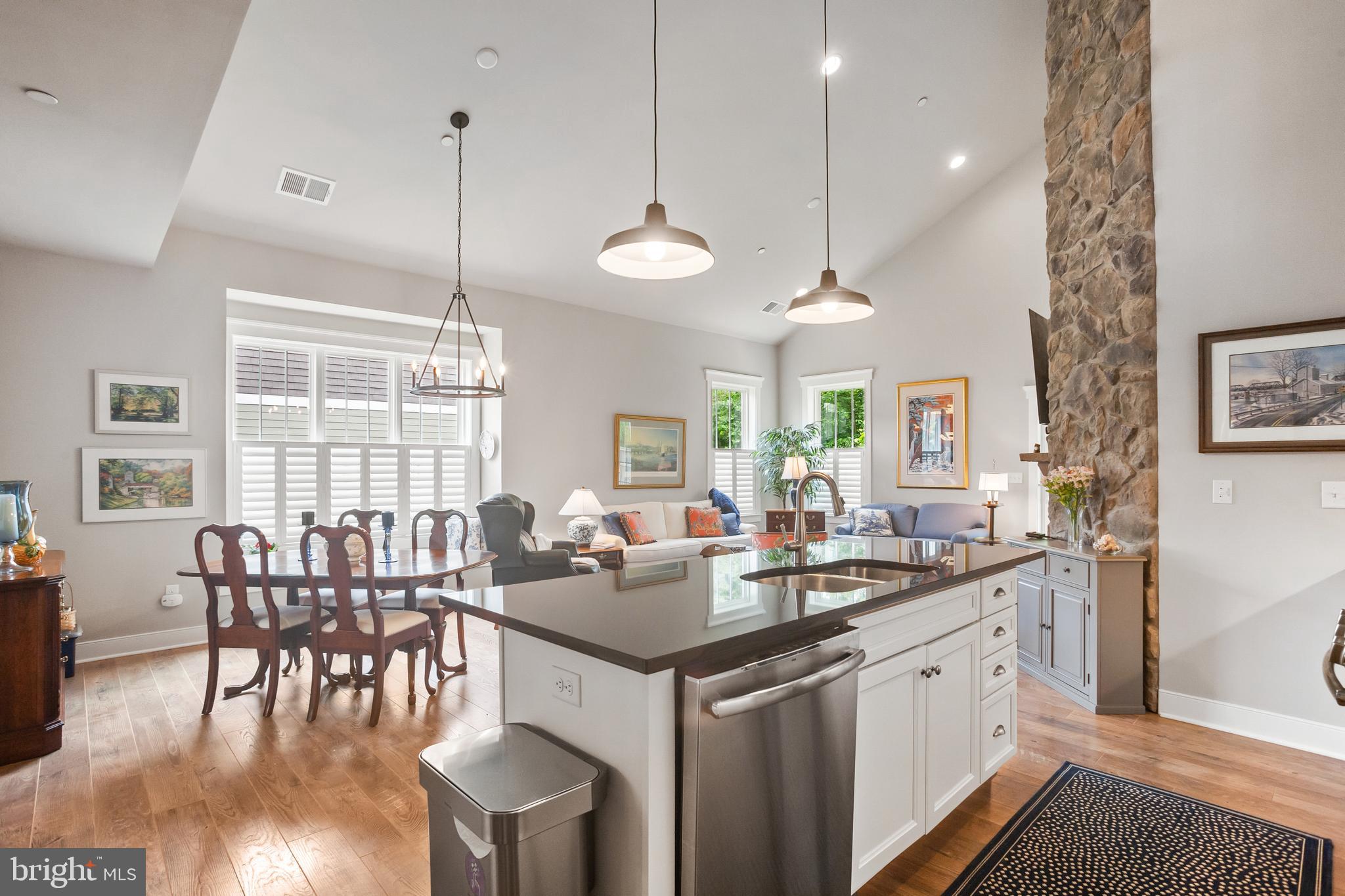 7982 FOX SQUIRREL WAY