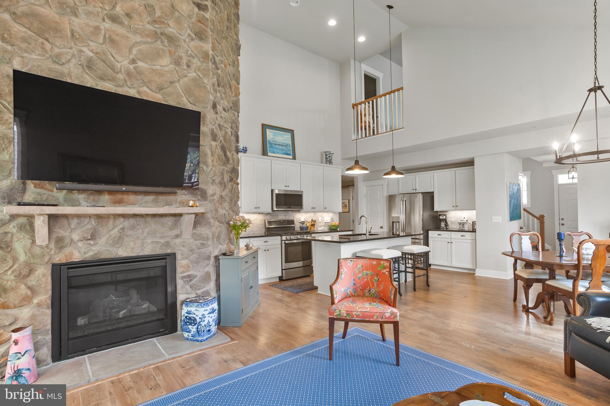 7982 FOX SQUIRREL WAY