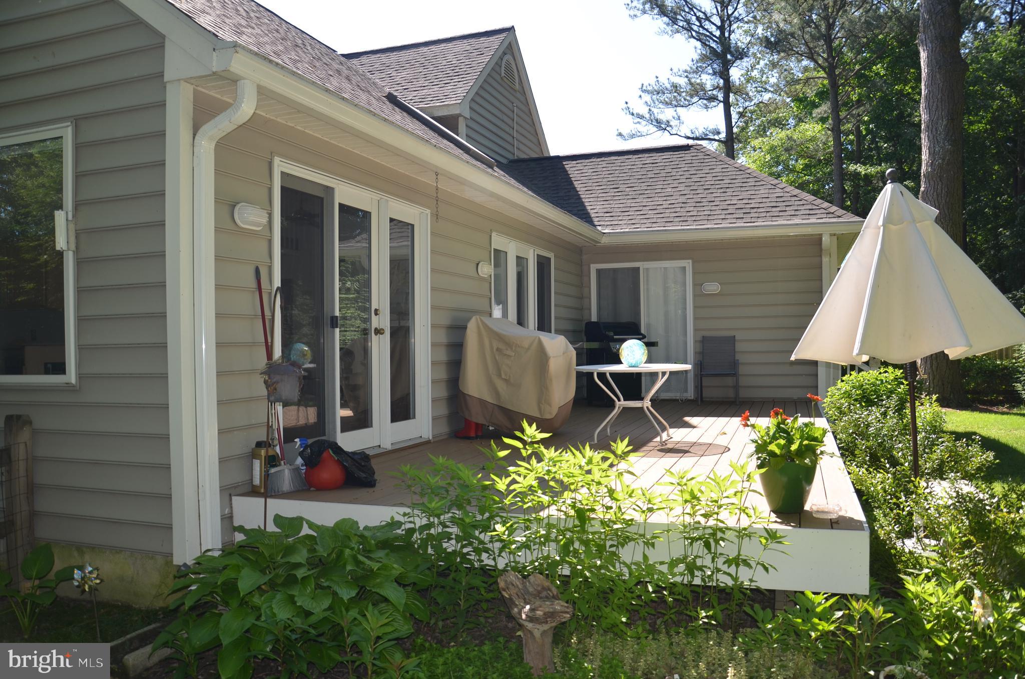913 RIVERVIEW TERRACE