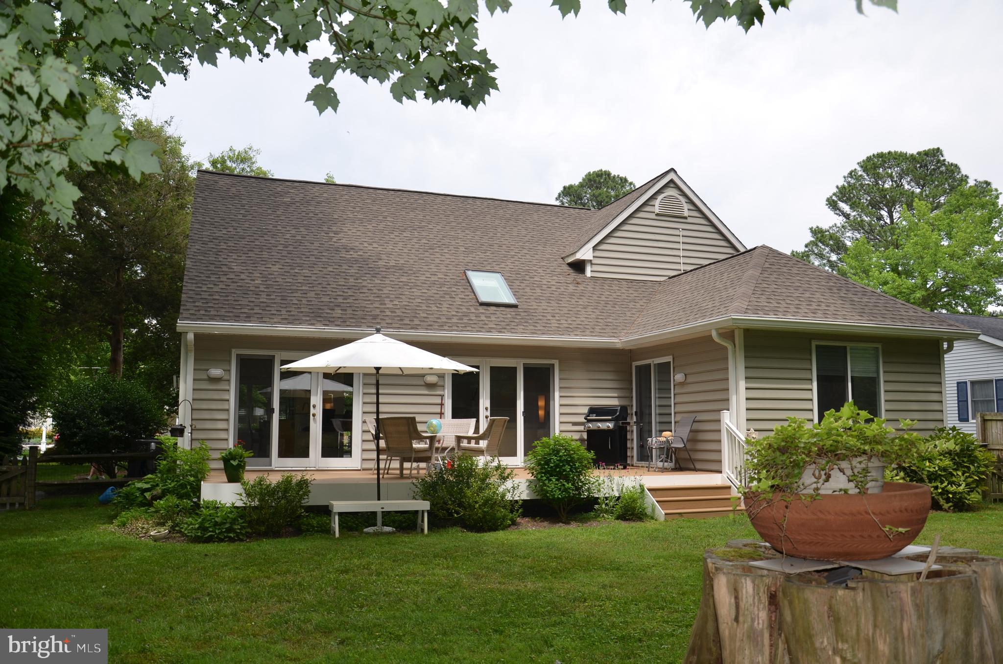 913 RIVERVIEW TERRACE