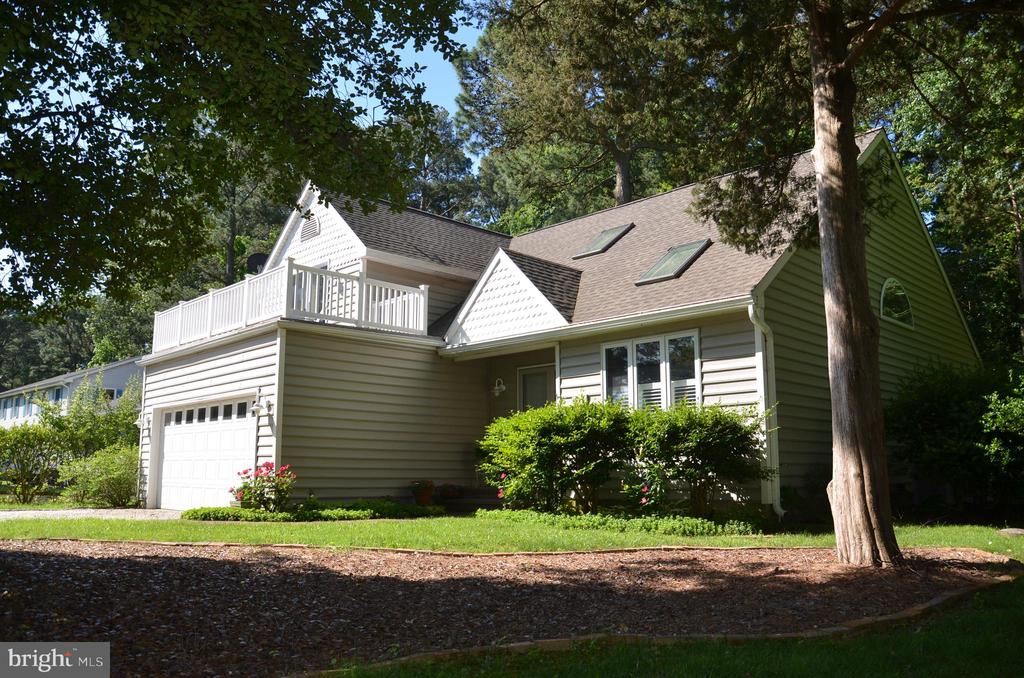 913 RIVERVIEW TERRACE