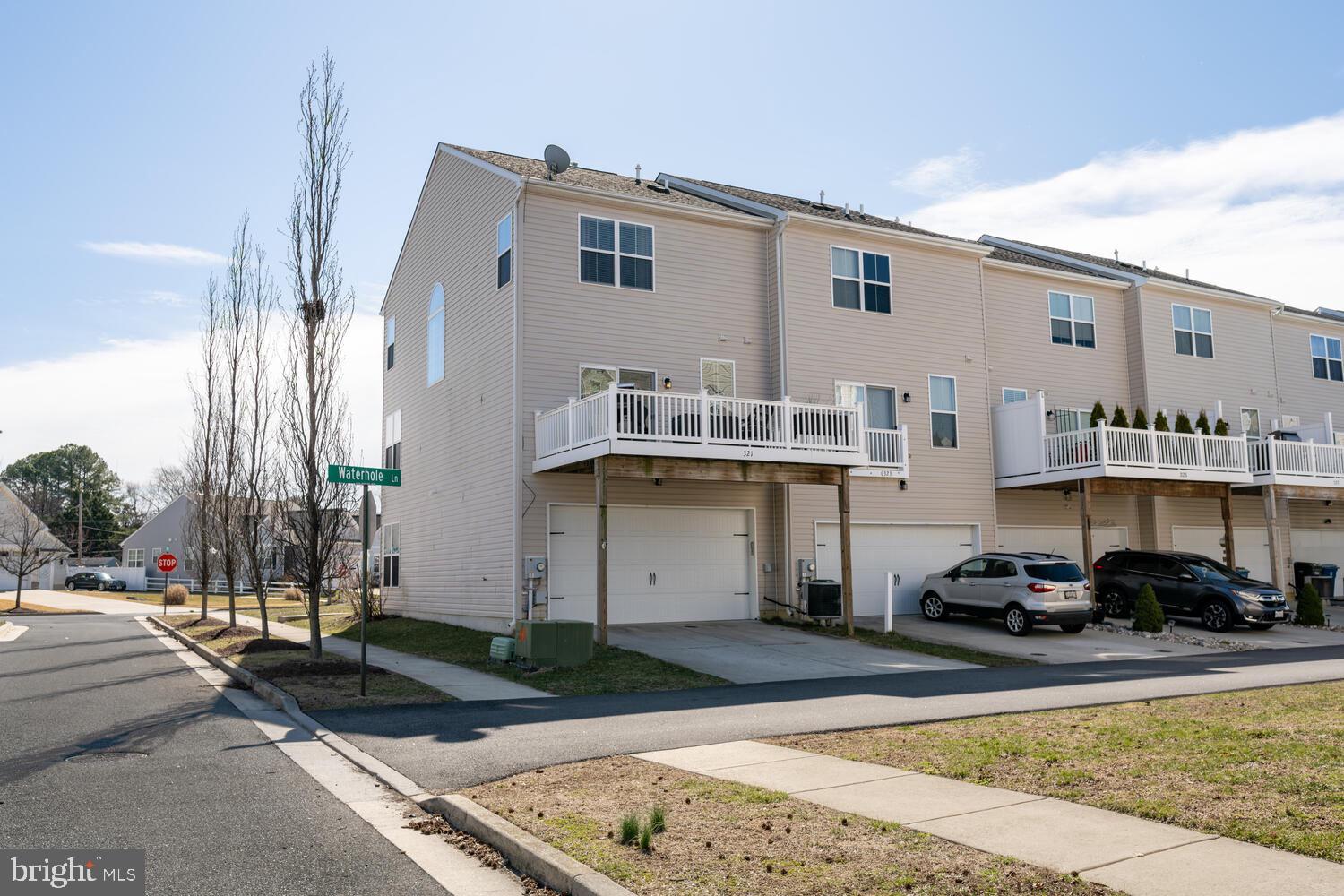 321 ASHBY COMMONS DRIVE