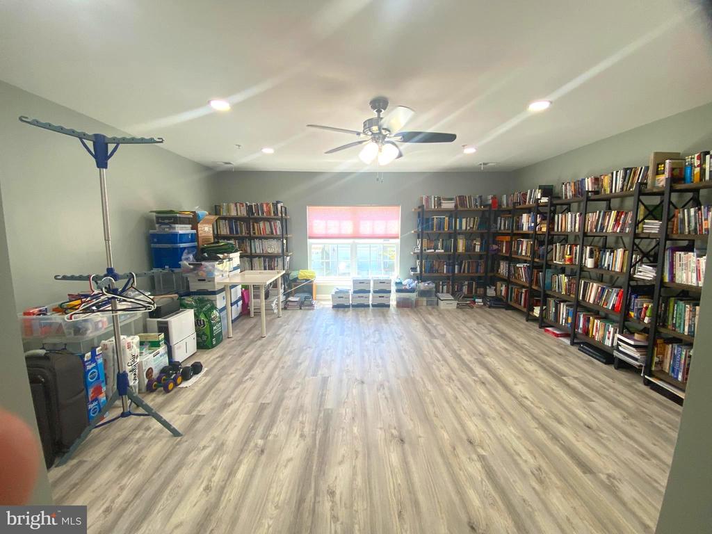 29164 SUPERIOR CIRCLE