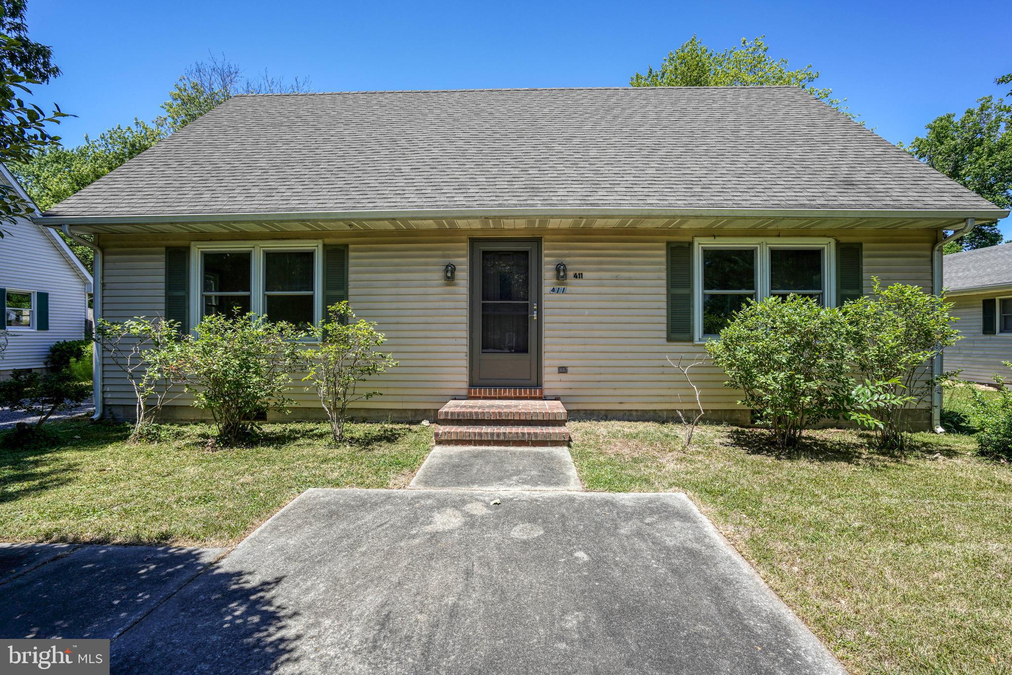 411 SEYMOUR AVENUE