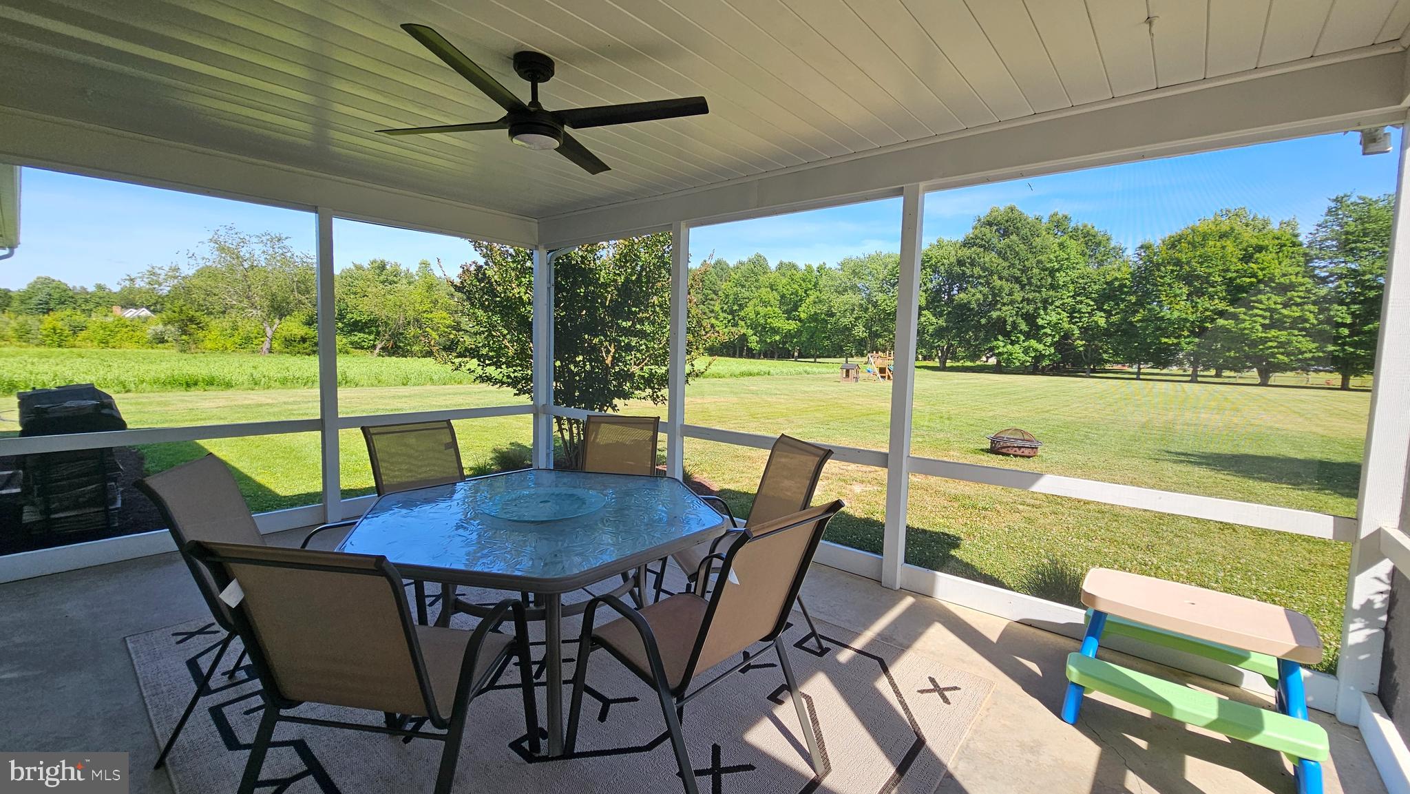 9175 FOX MEADOW LANE