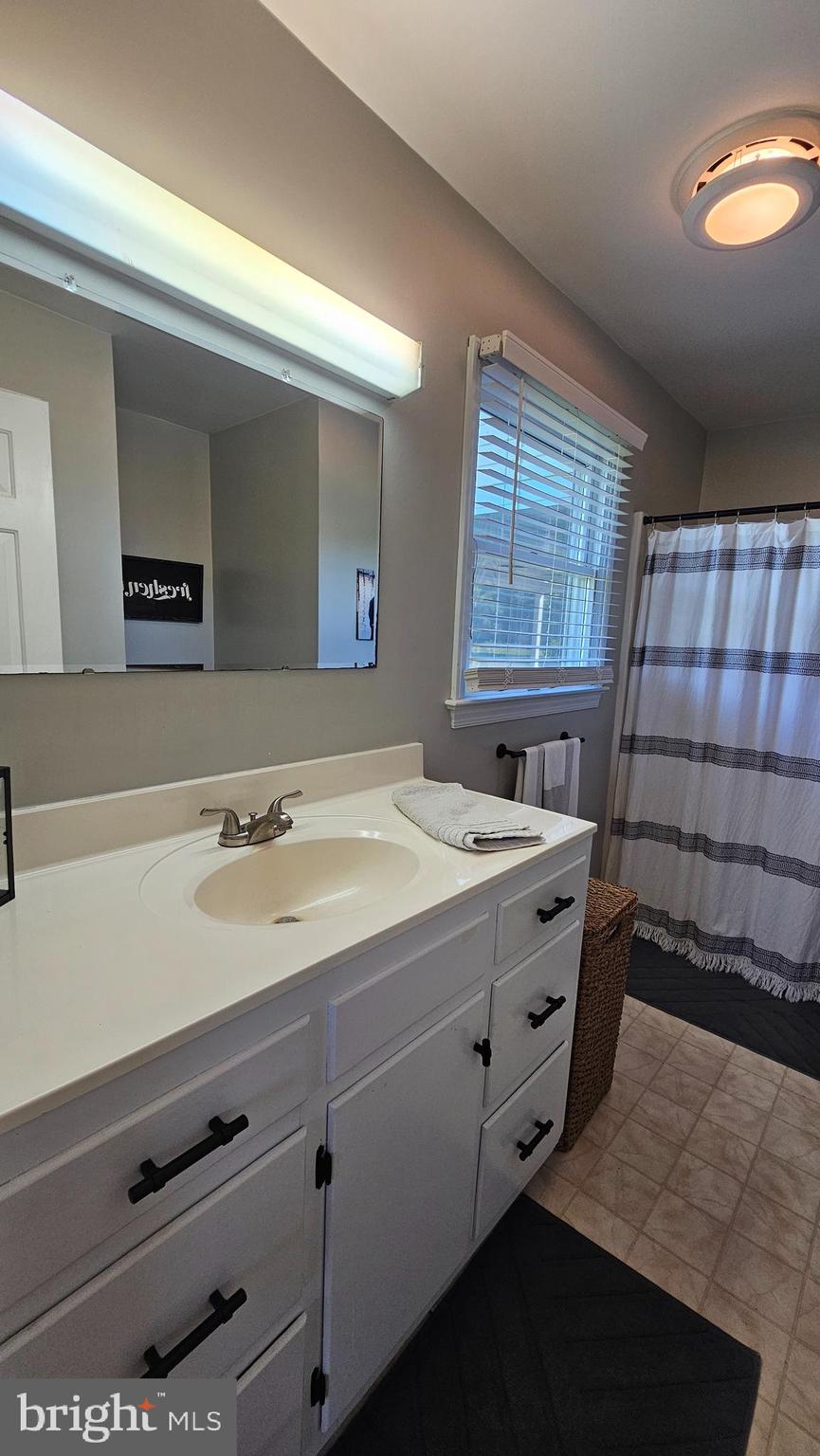 9175 FOX MEADOW LANE