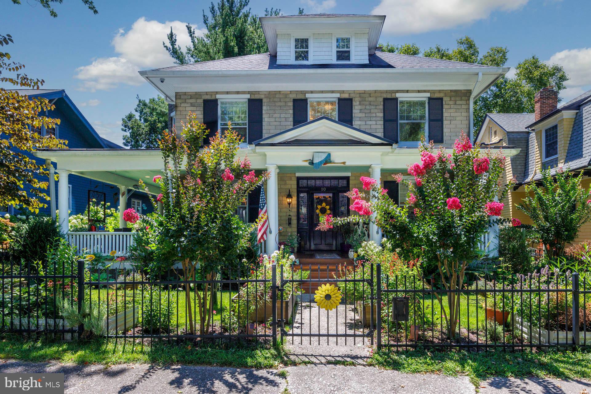 10 BROOKLETTS AVENUE