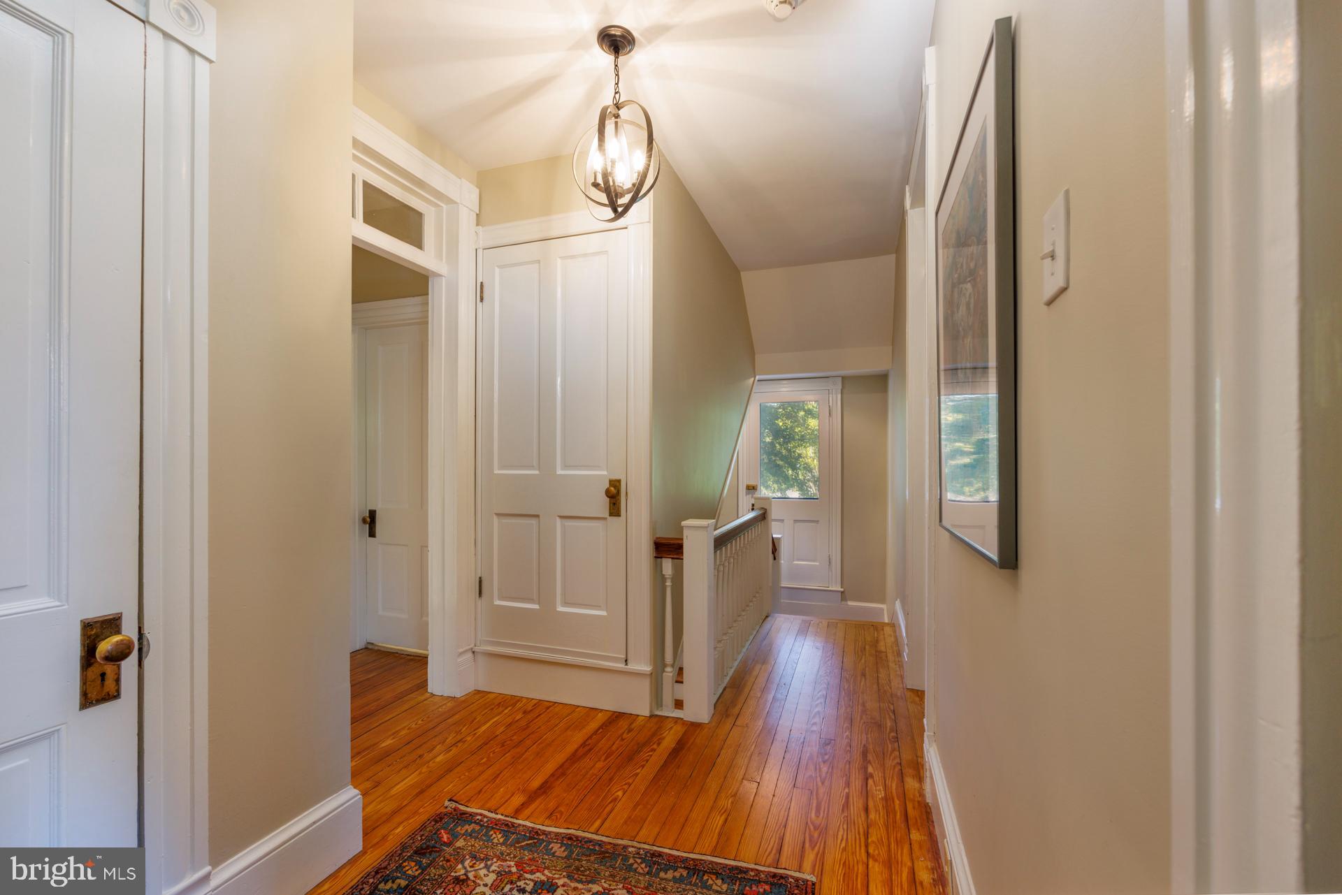 10 BROOKLETTS AVENUE