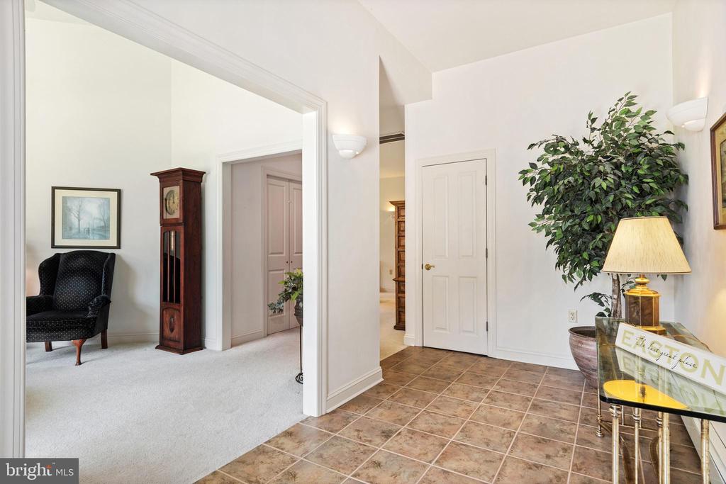 306 MAPLE AVENUE
