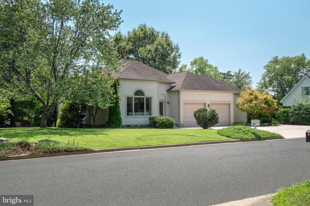 306 MAPLE AVENUE