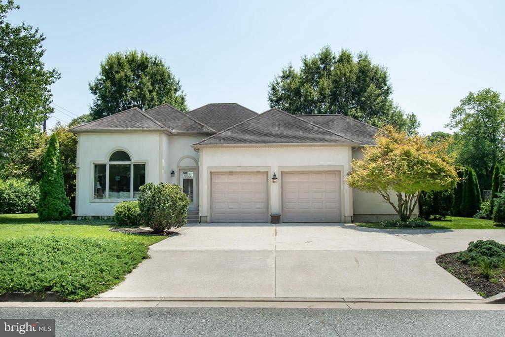 306 MAPLE AVENUE