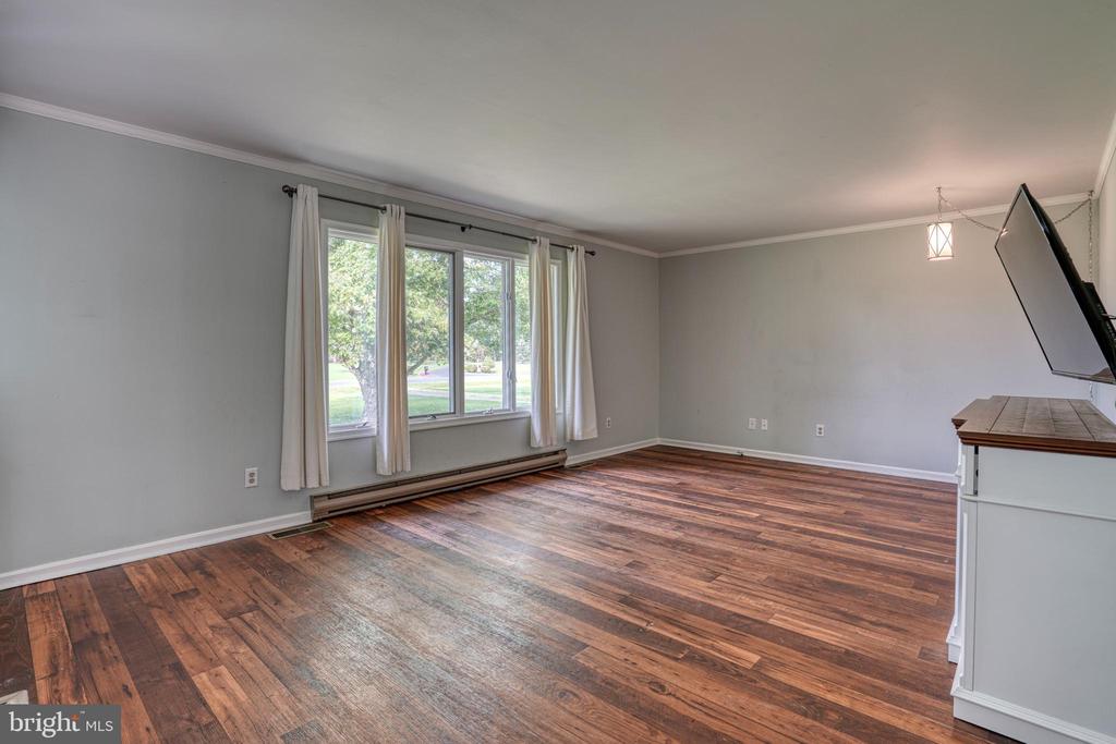 32670 DISCOVERY DRIVE