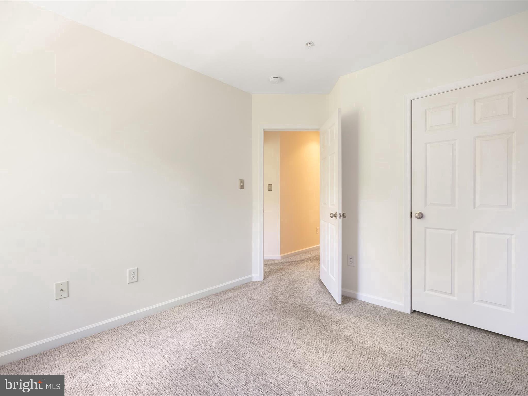 300 DIXON STREET 504