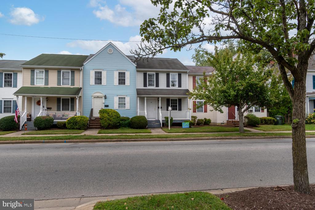 7 N AURORA STREET ABCDE
