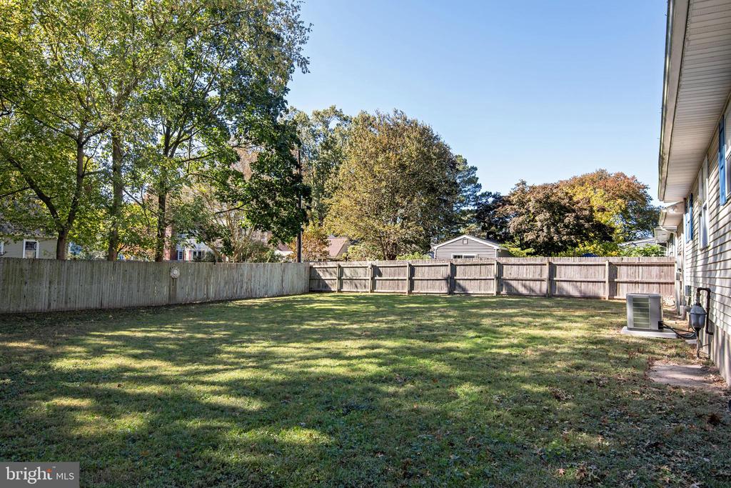 10 WILLIS AVENUE