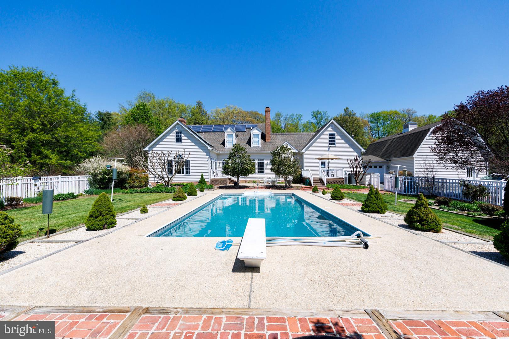 7224 CALVES ACRE LANE