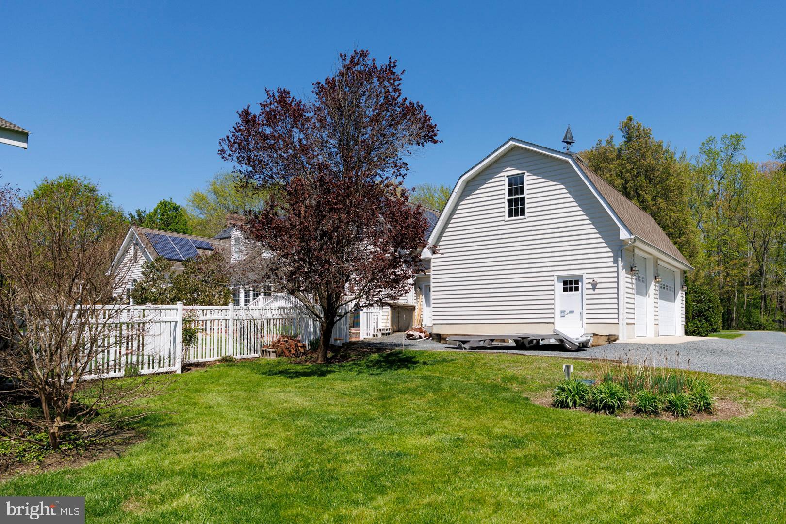 7224 CALVES ACRE LANE