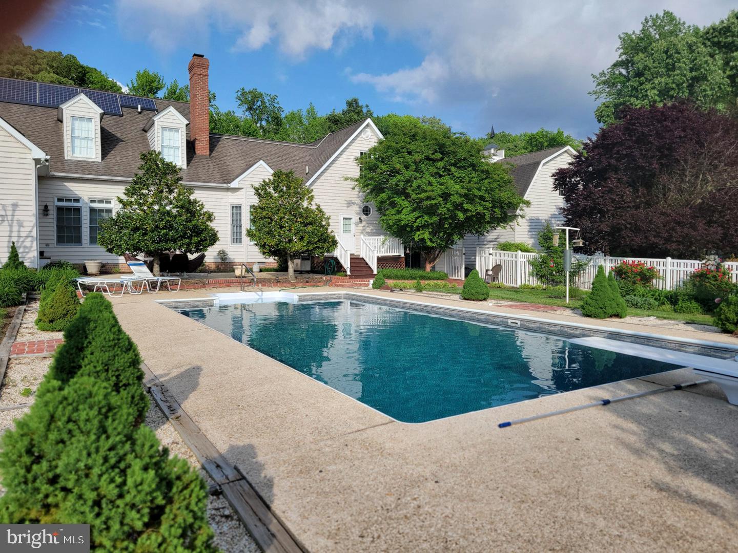 7224 CALVES ACRE LANE