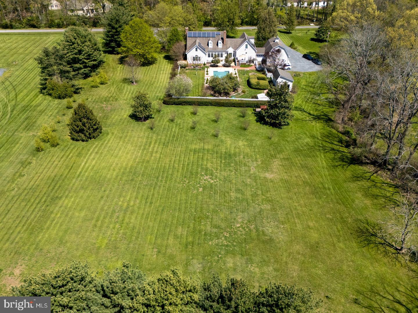 7224 CALVES ACRE LANE