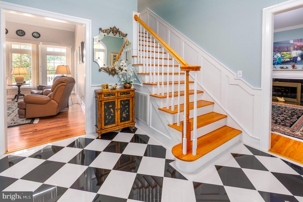 7224 CALVES ACRE LANE