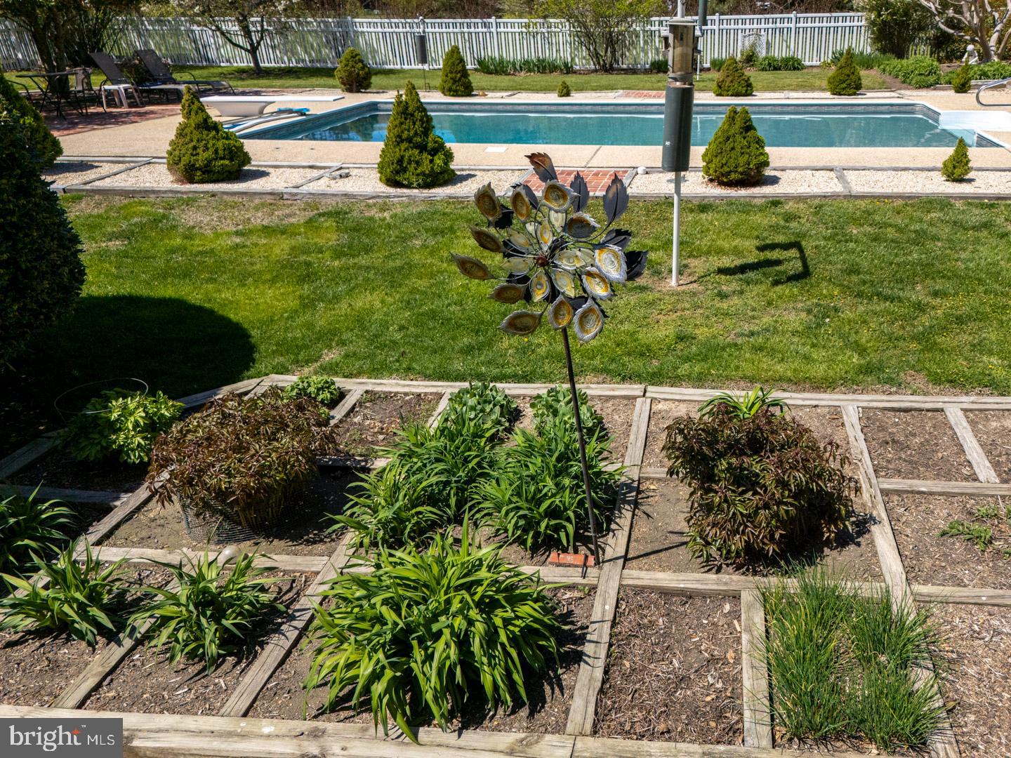 7224 CALVES ACRE LANE