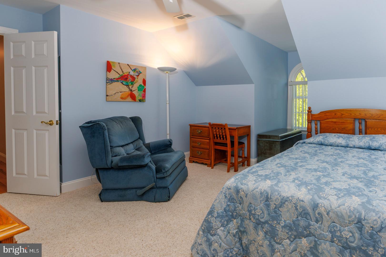 7224 CALVES ACRE LANE