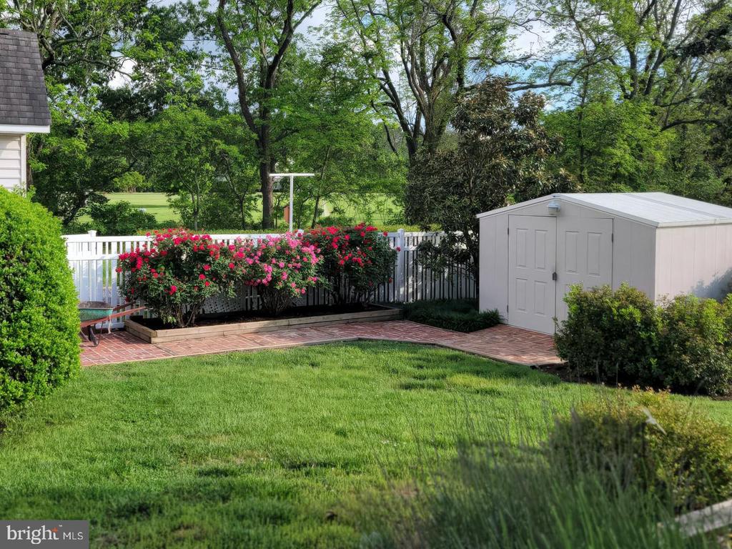 7224 CALVES ACRE LANE