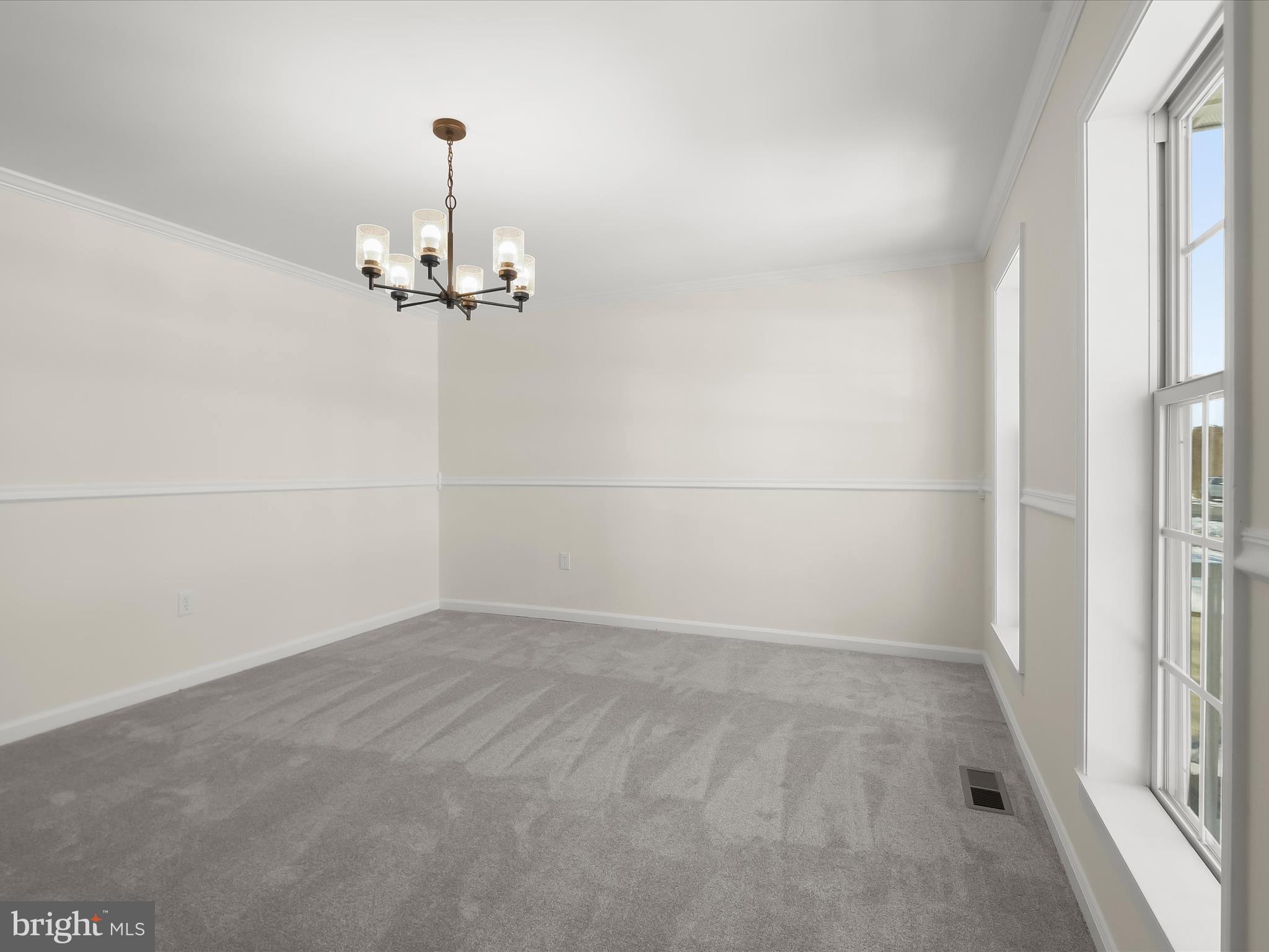 8252 LINCOLN COURT