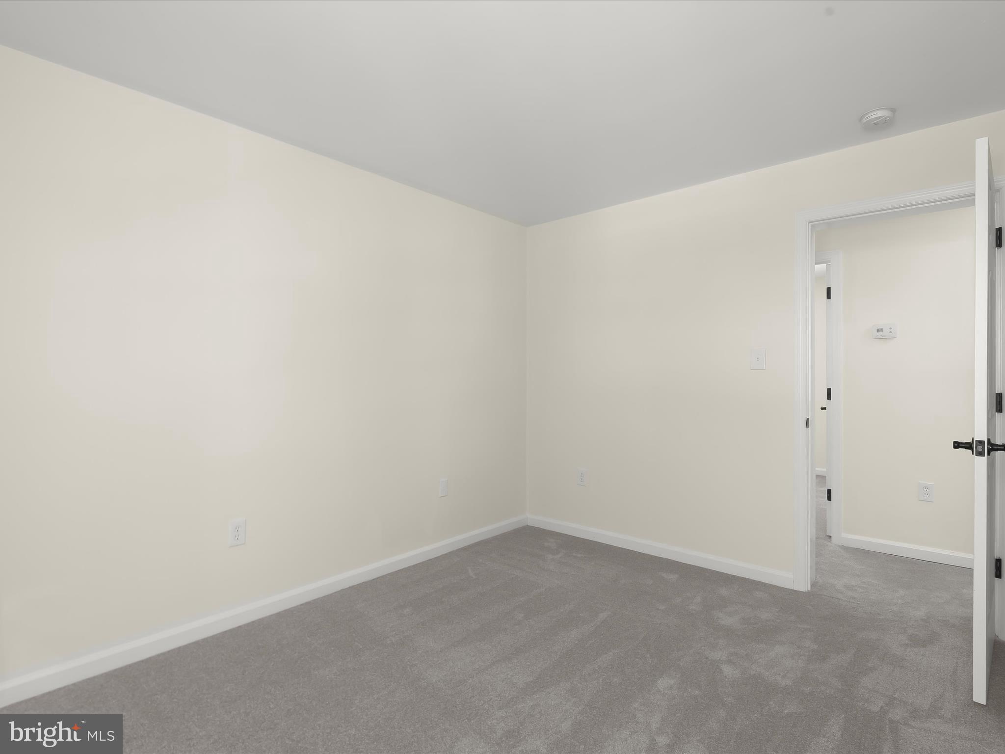 8252 LINCOLN COURT
