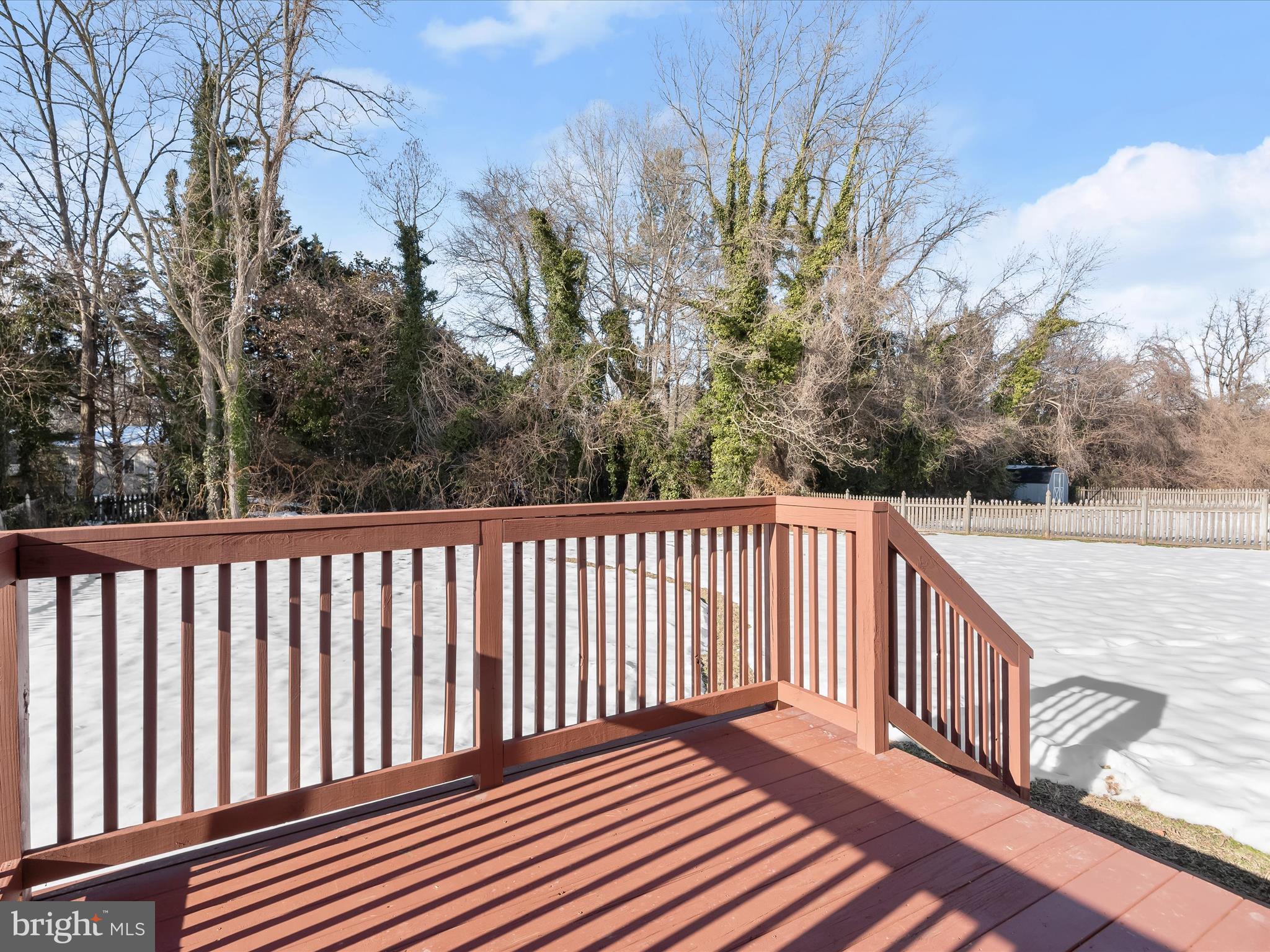 8252 LINCOLN COURT