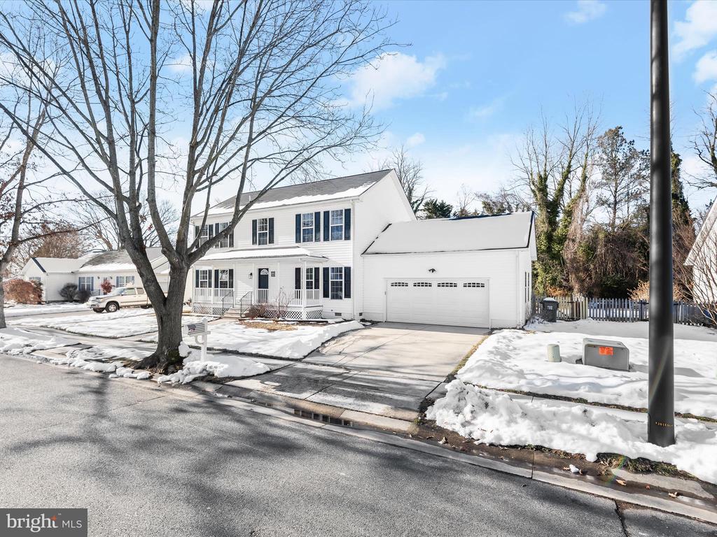 8252 LINCOLN COURT