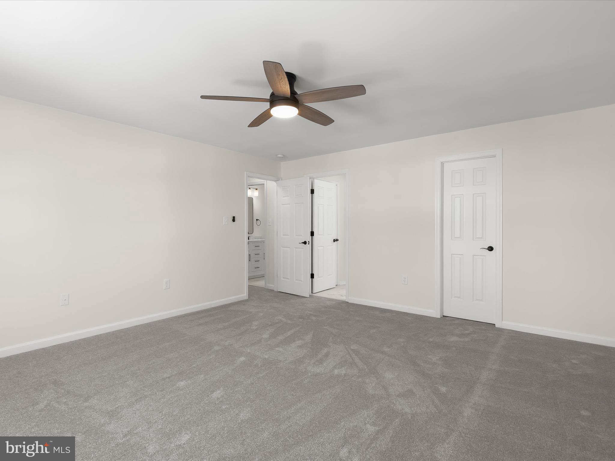 8252 LINCOLN COURT
