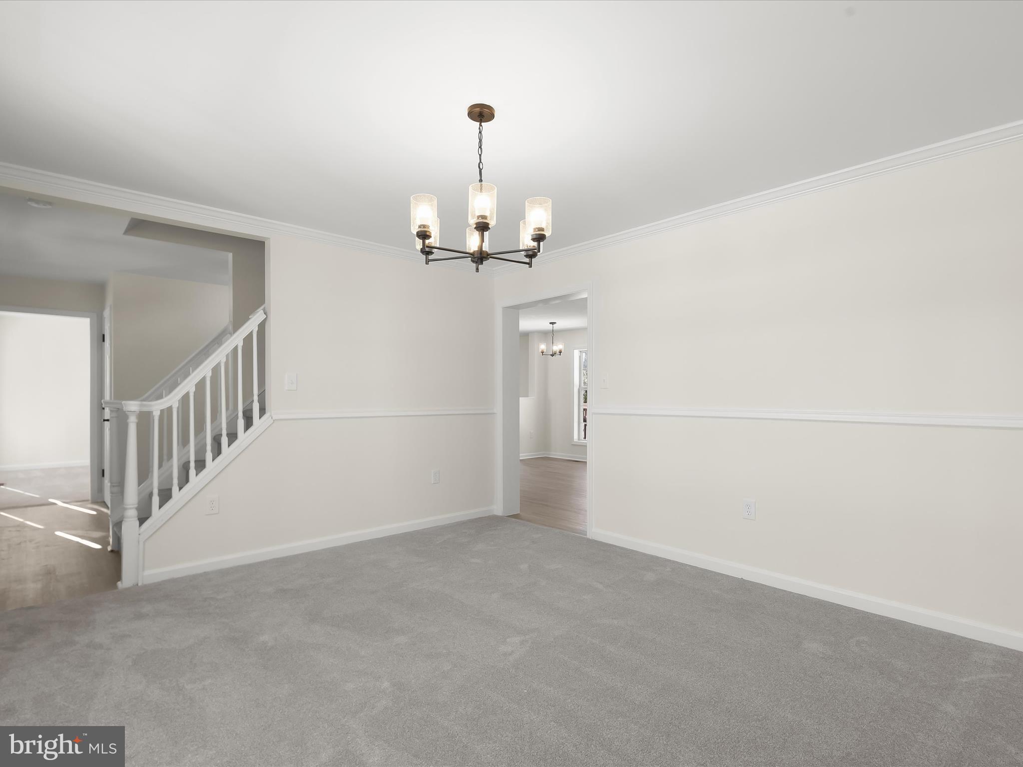 8252 LINCOLN COURT