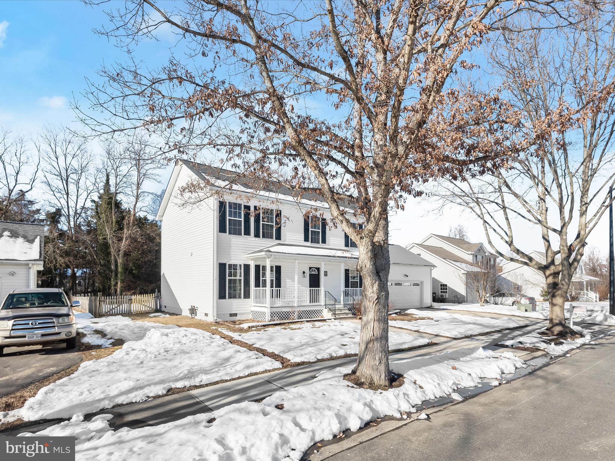 8252 LINCOLN COURT