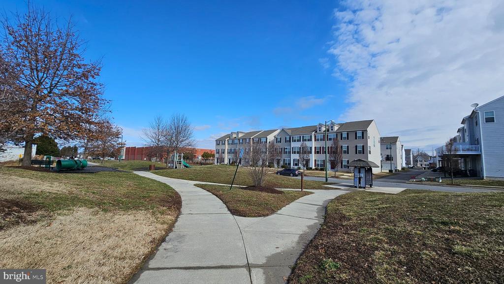 401 CROWBERRY CIRCLE