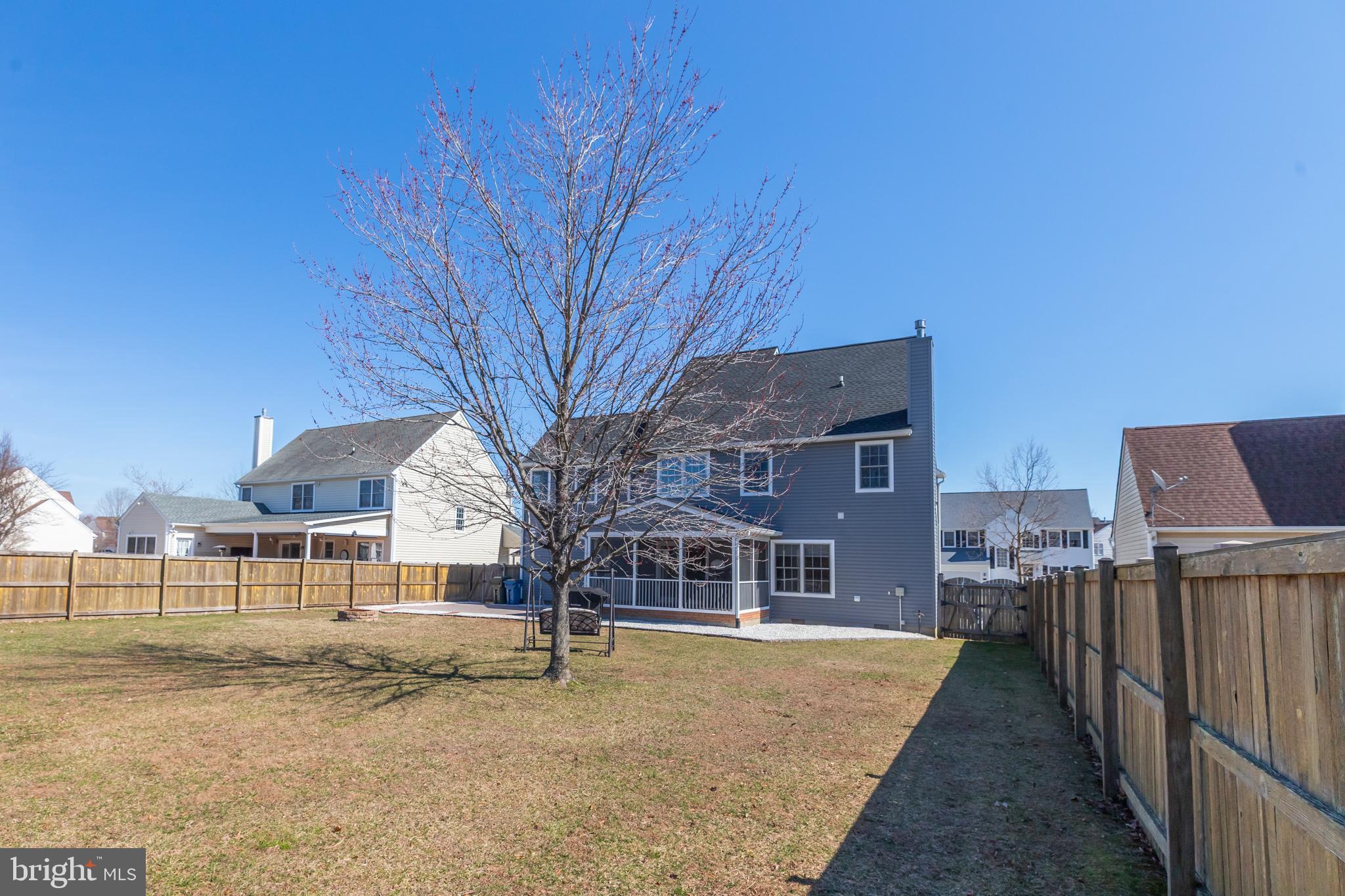8839 ROUNDHOUSE CIRCLE