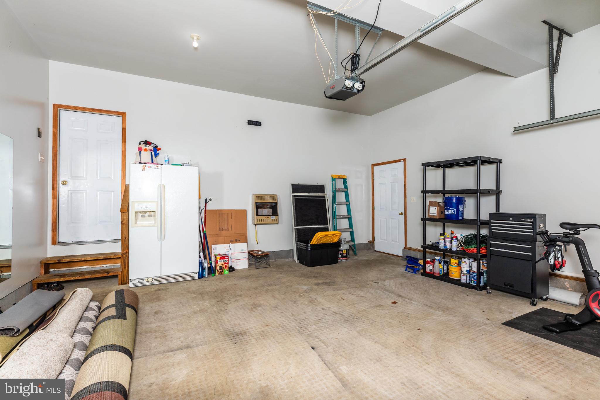 8839 ROUNDHOUSE CIRCLE