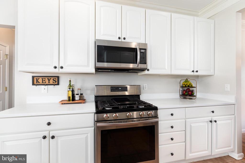 8839 ROUNDHOUSE CIRCLE