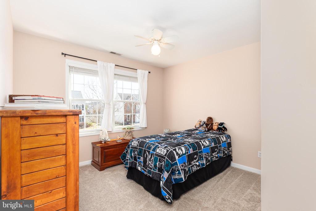 8839 ROUNDHOUSE CIRCLE