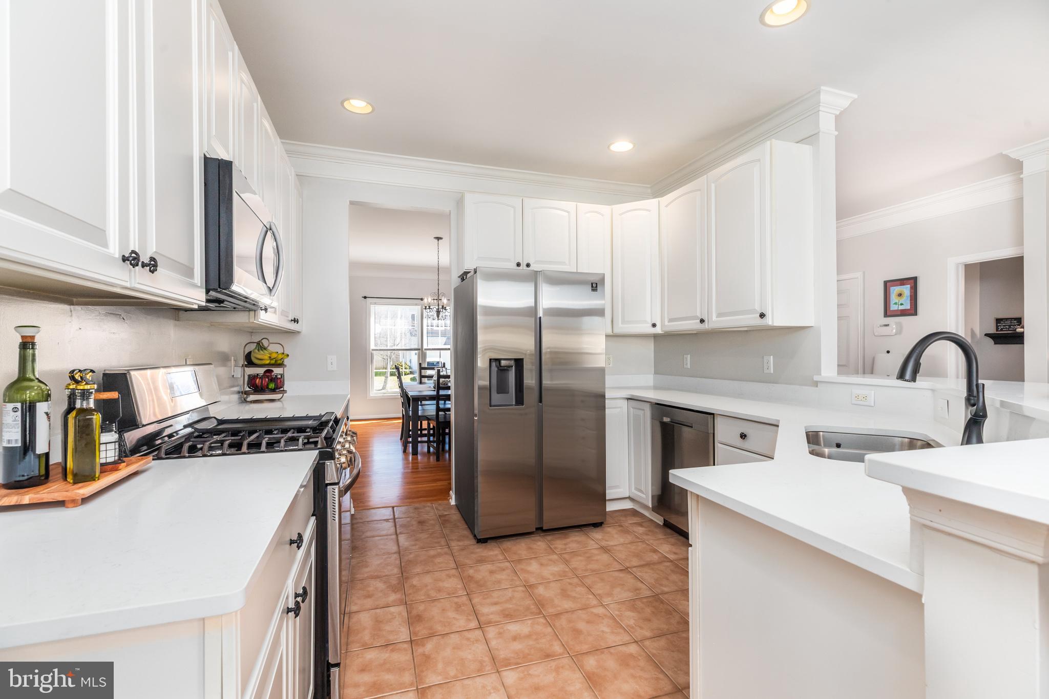 8839 ROUNDHOUSE CIRCLE