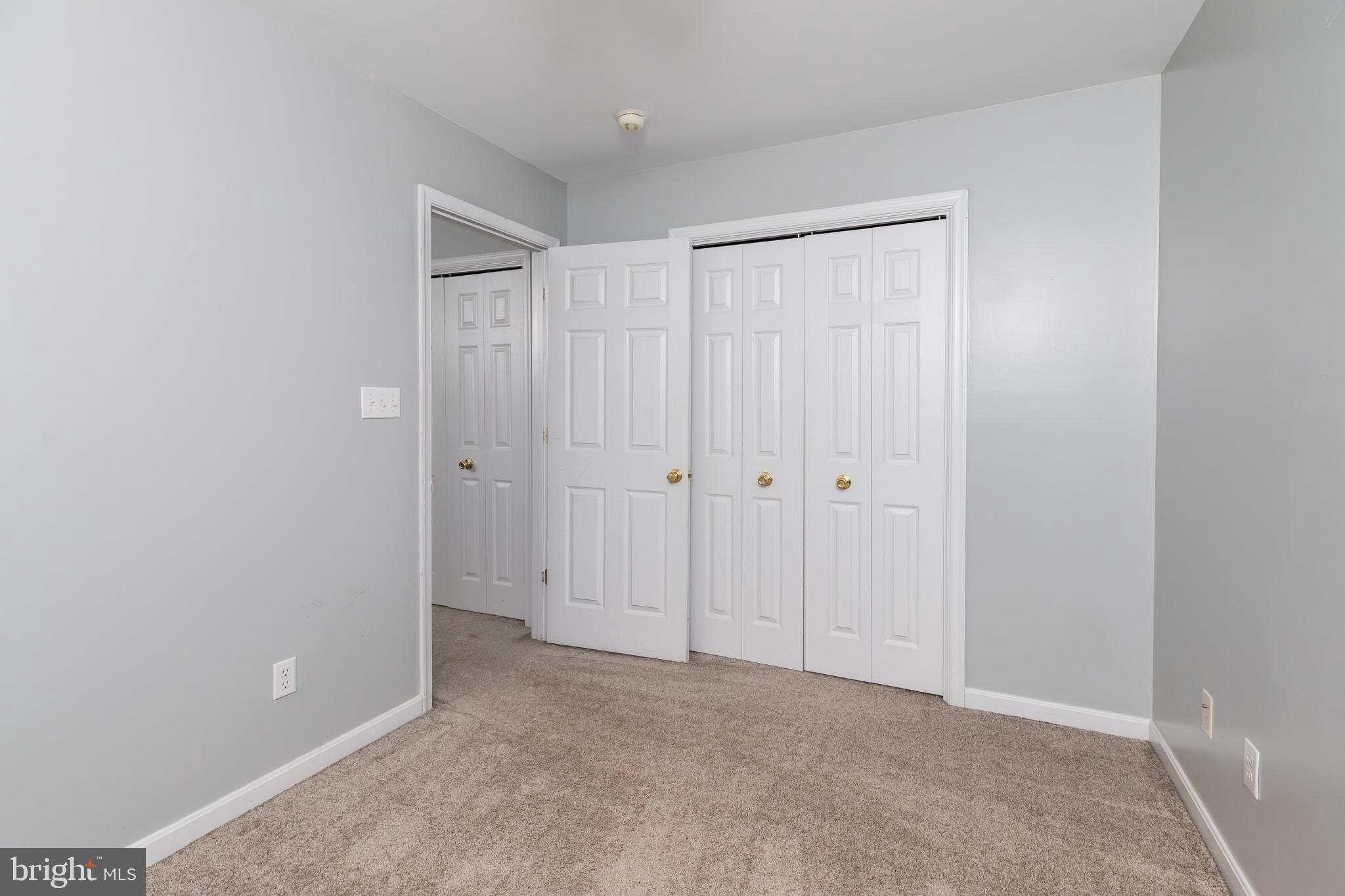 8839 ROUNDHOUSE CIRCLE