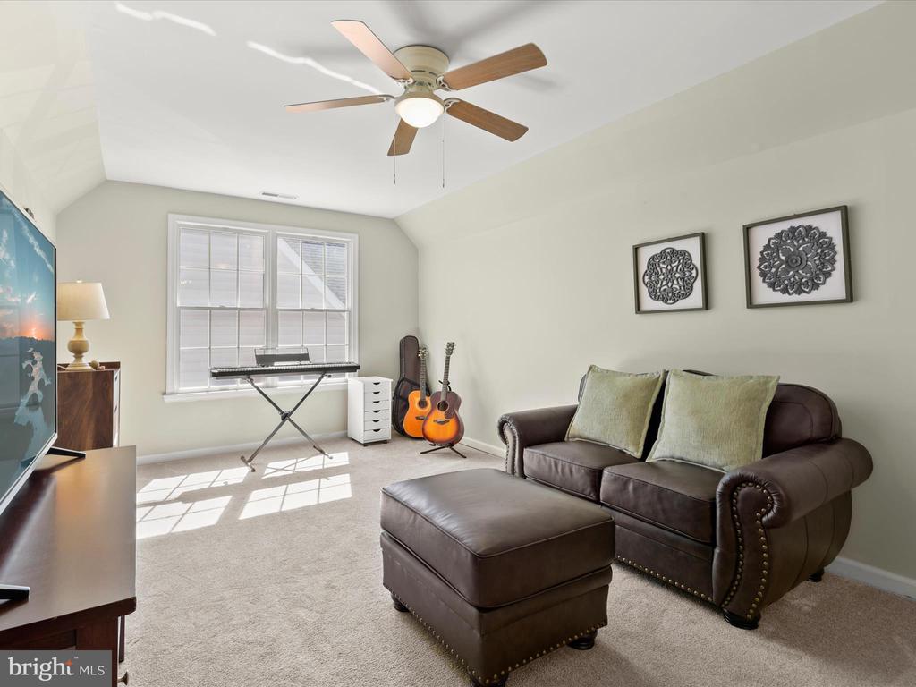 28488 WOODS DRIVE