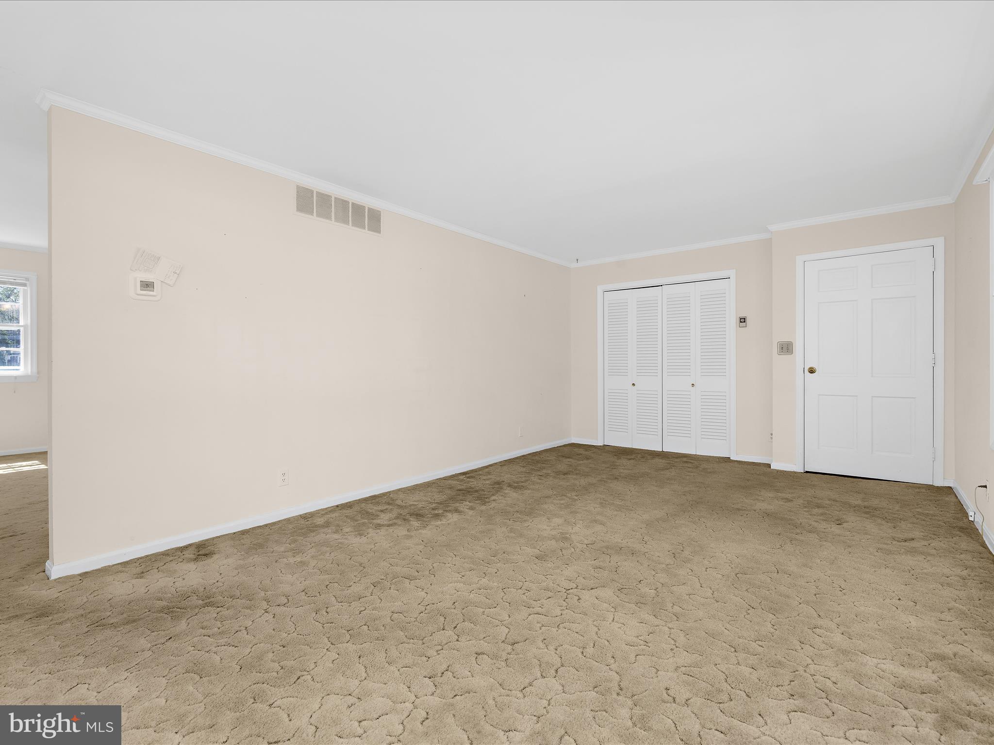 318 DUTCHMANS LANE
