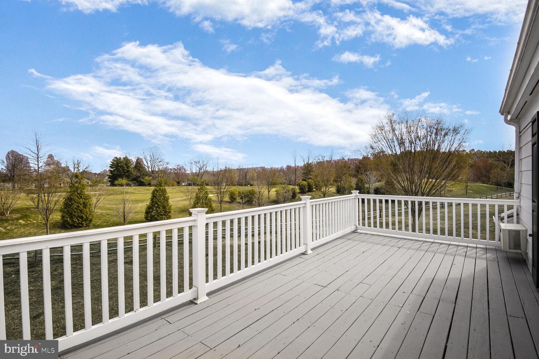 9545 QUAIL HOLLOW 206