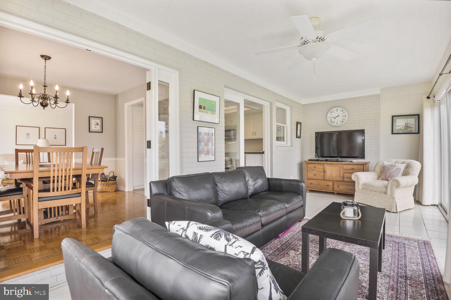 9545 QUAIL HOLLOW 206