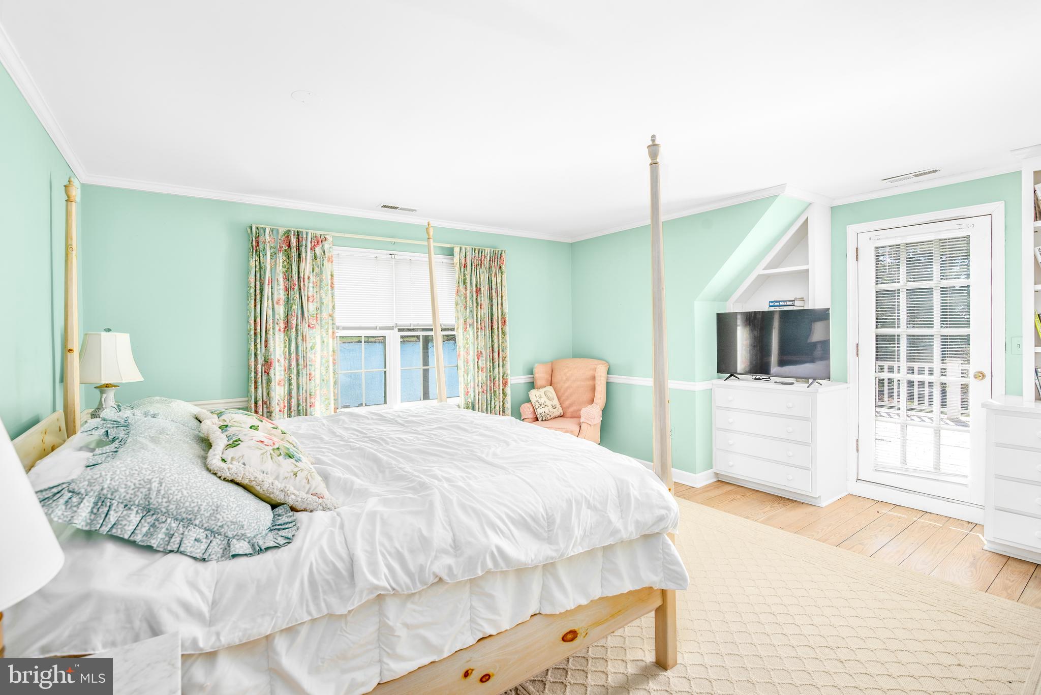 26992 HOLLY HARBOR COURT